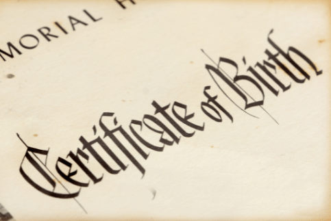 Photo Birth Certification which Special Agents must provide
